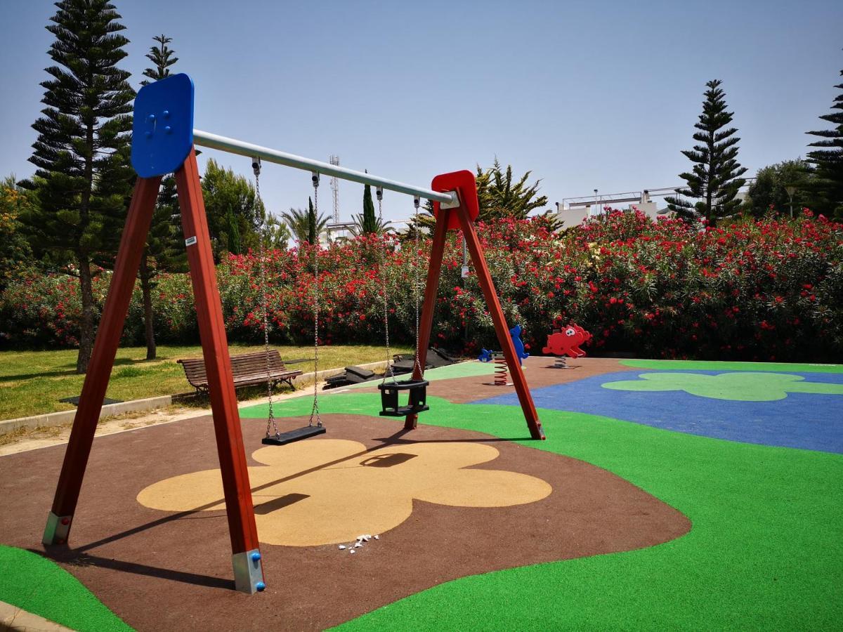 Bungalow En Punta Prima 2 Dormitorios Y Piscina Torrevieja Dış mekan fotoğraf