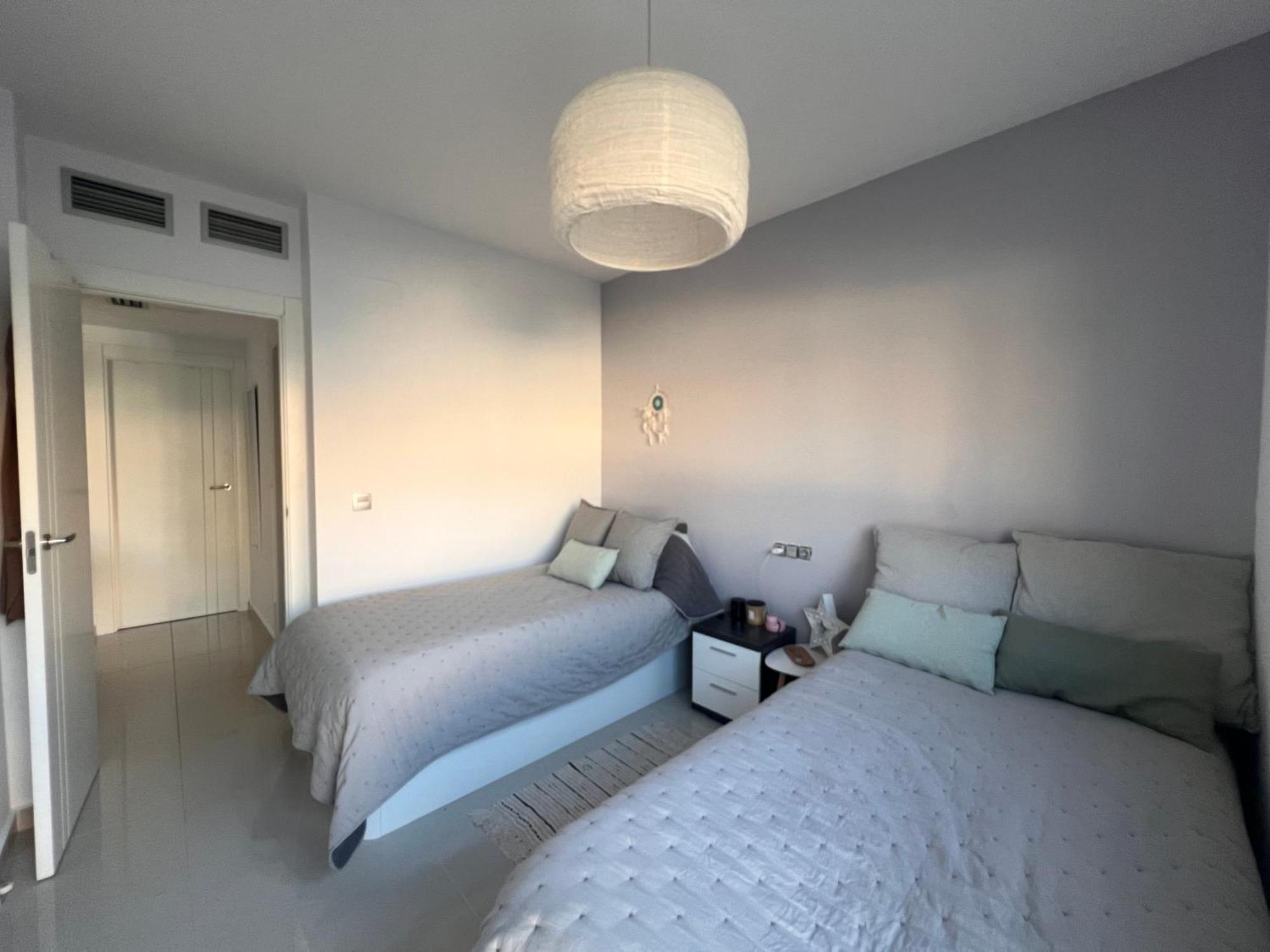 Bungalow En Punta Prima 2 Dormitorios Y Piscina Torrevieja Dış mekan fotoğraf