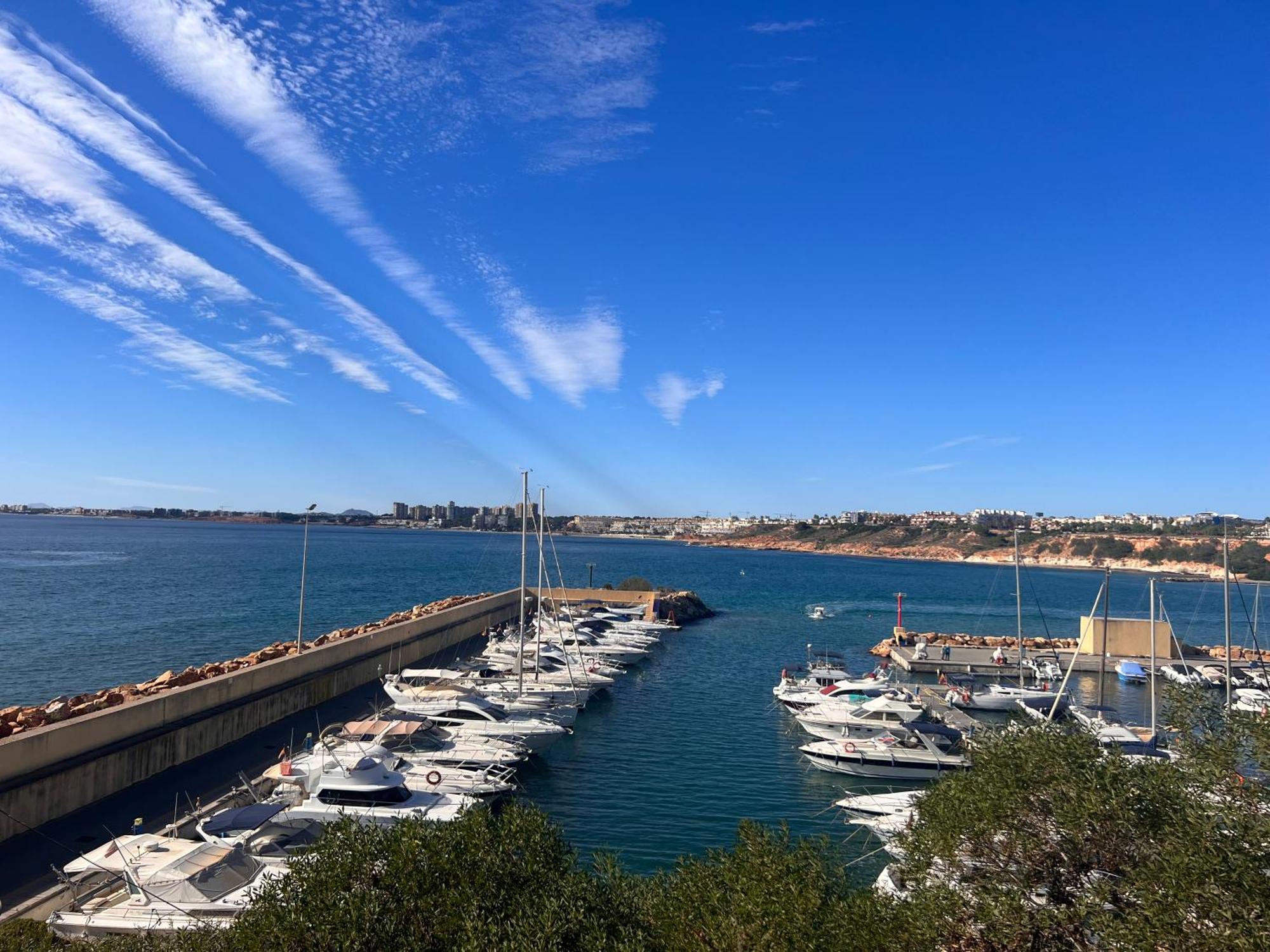 Bungalow En Punta Prima 2 Dormitorios Y Piscina Torrevieja Dış mekan fotoğraf